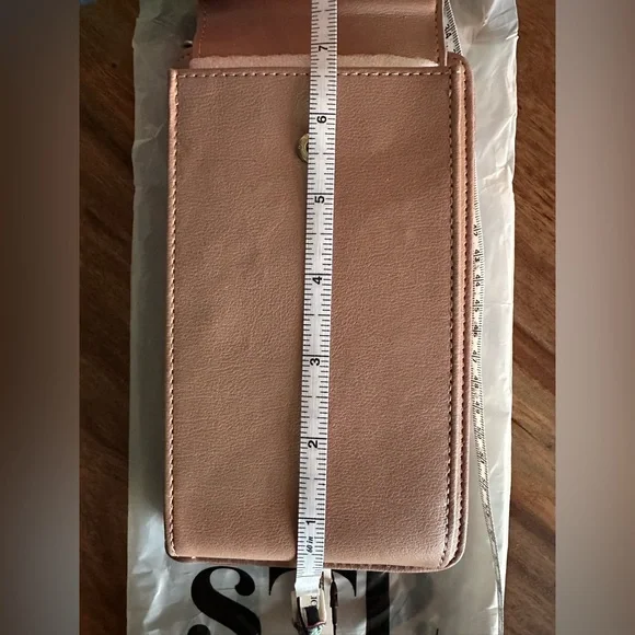 Selena The Label crossbody bag pink phone pocket money/change credit card pocket - Picture 10 of 16